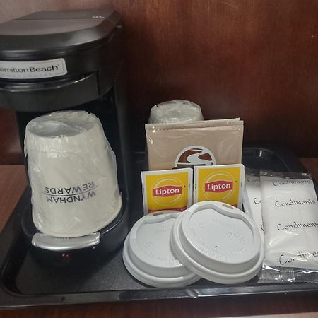 Baymont By Wyndham Flat Rock Hotel Ngoại thất bức ảnh