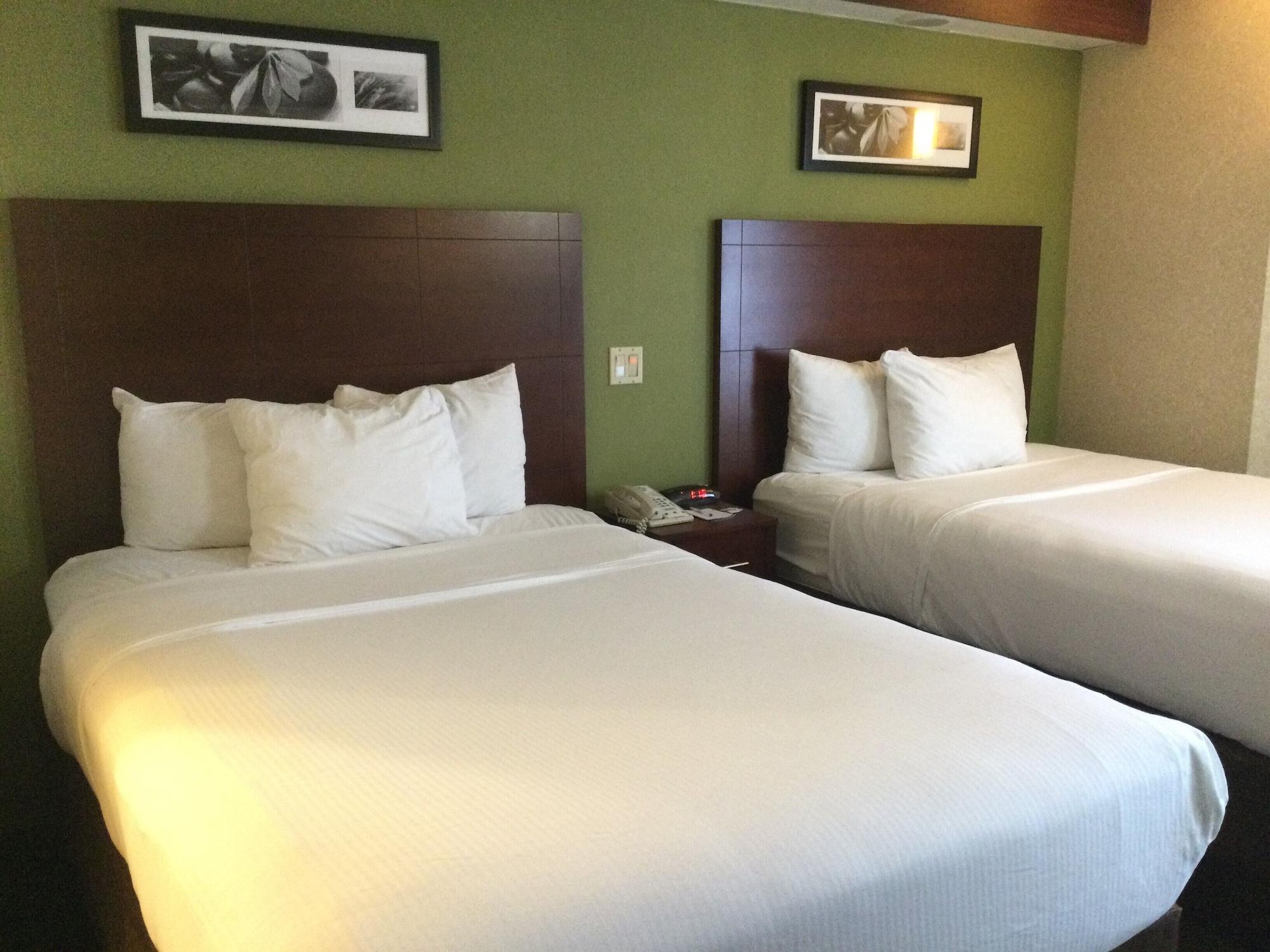 Baymont By Wyndham Flat Rock Hotel Ngoại thất bức ảnh