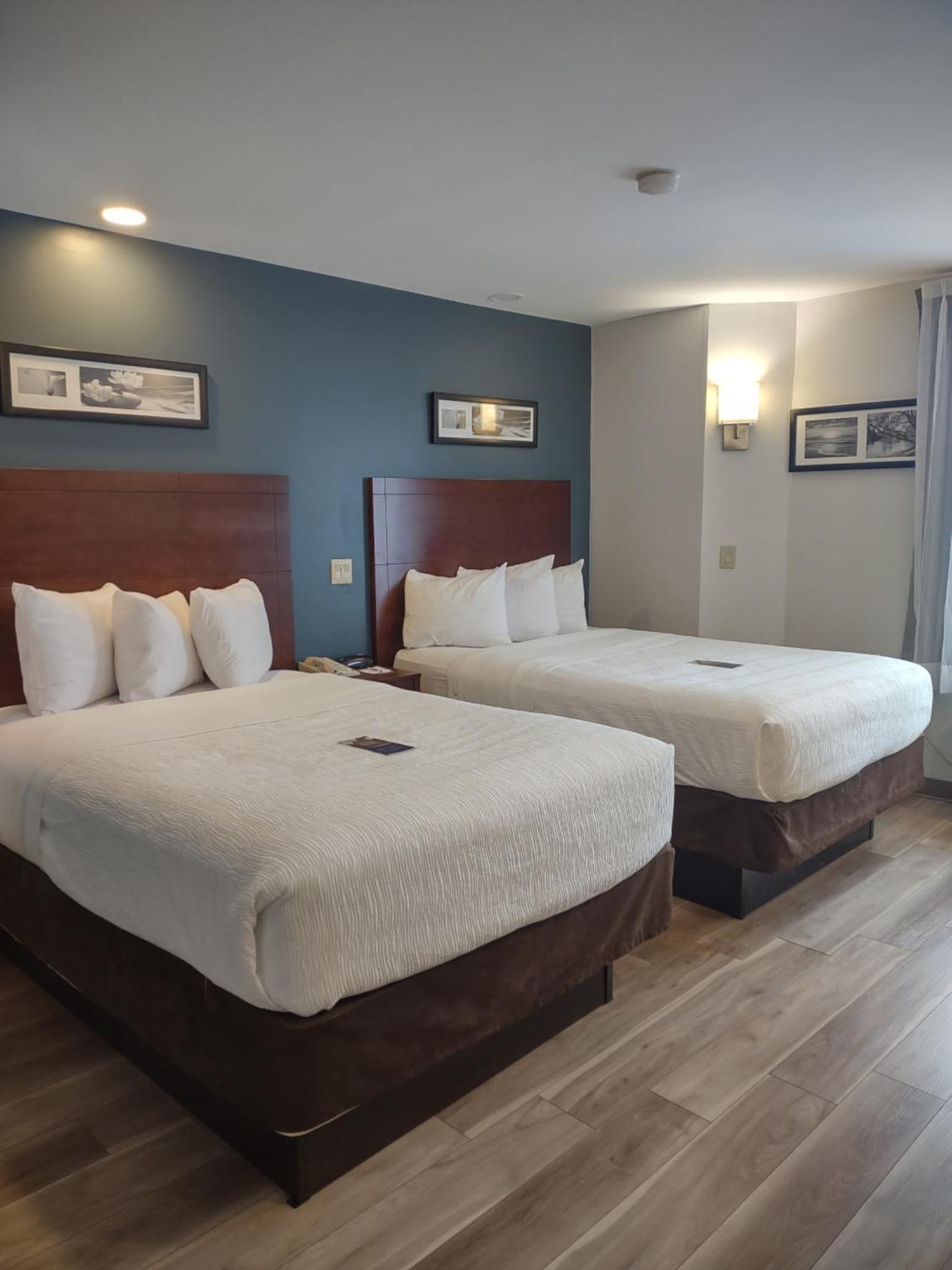 Baymont By Wyndham Flat Rock Hotel Ngoại thất bức ảnh
