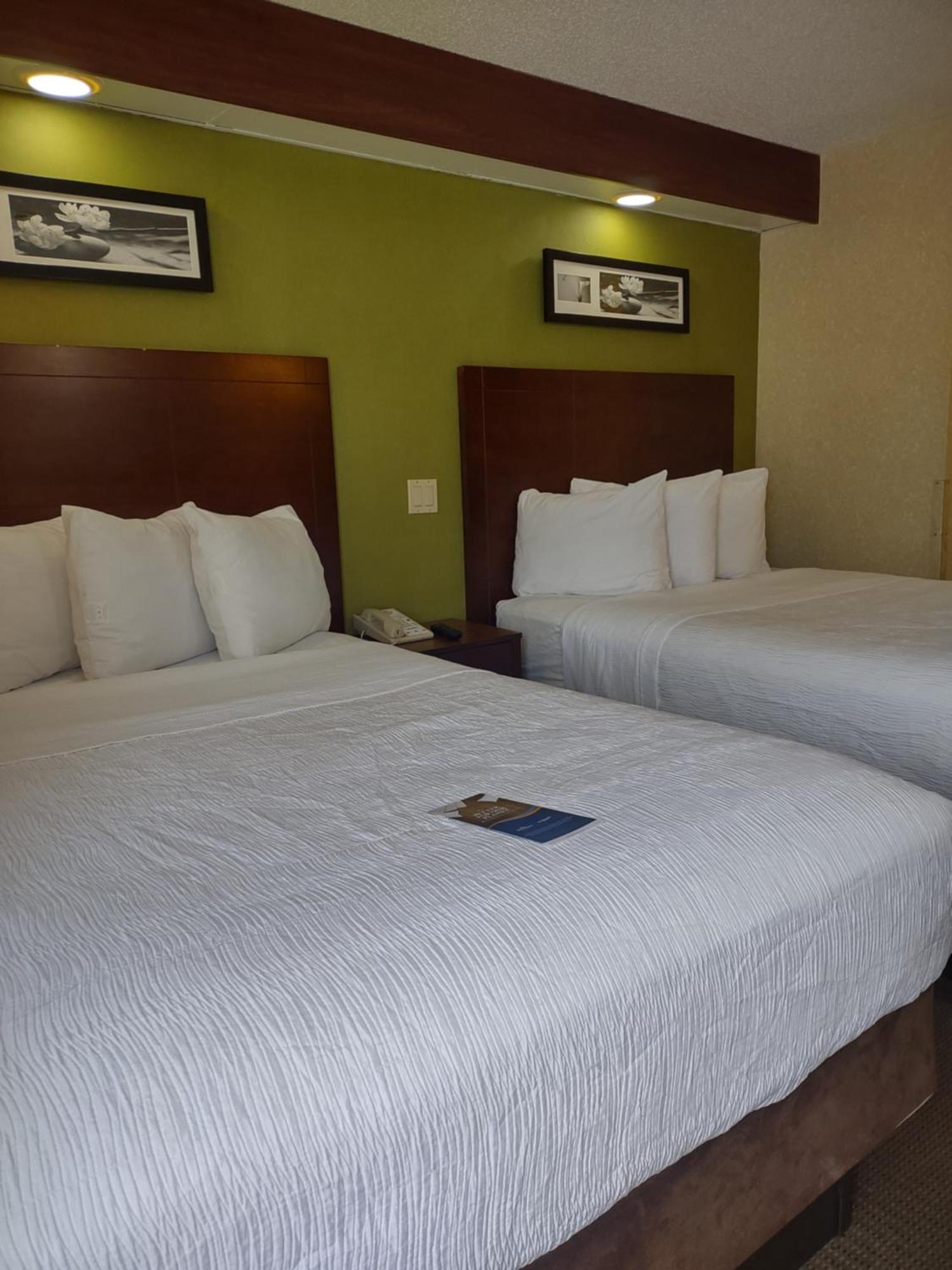 Baymont By Wyndham Flat Rock Hotel Ngoại thất bức ảnh