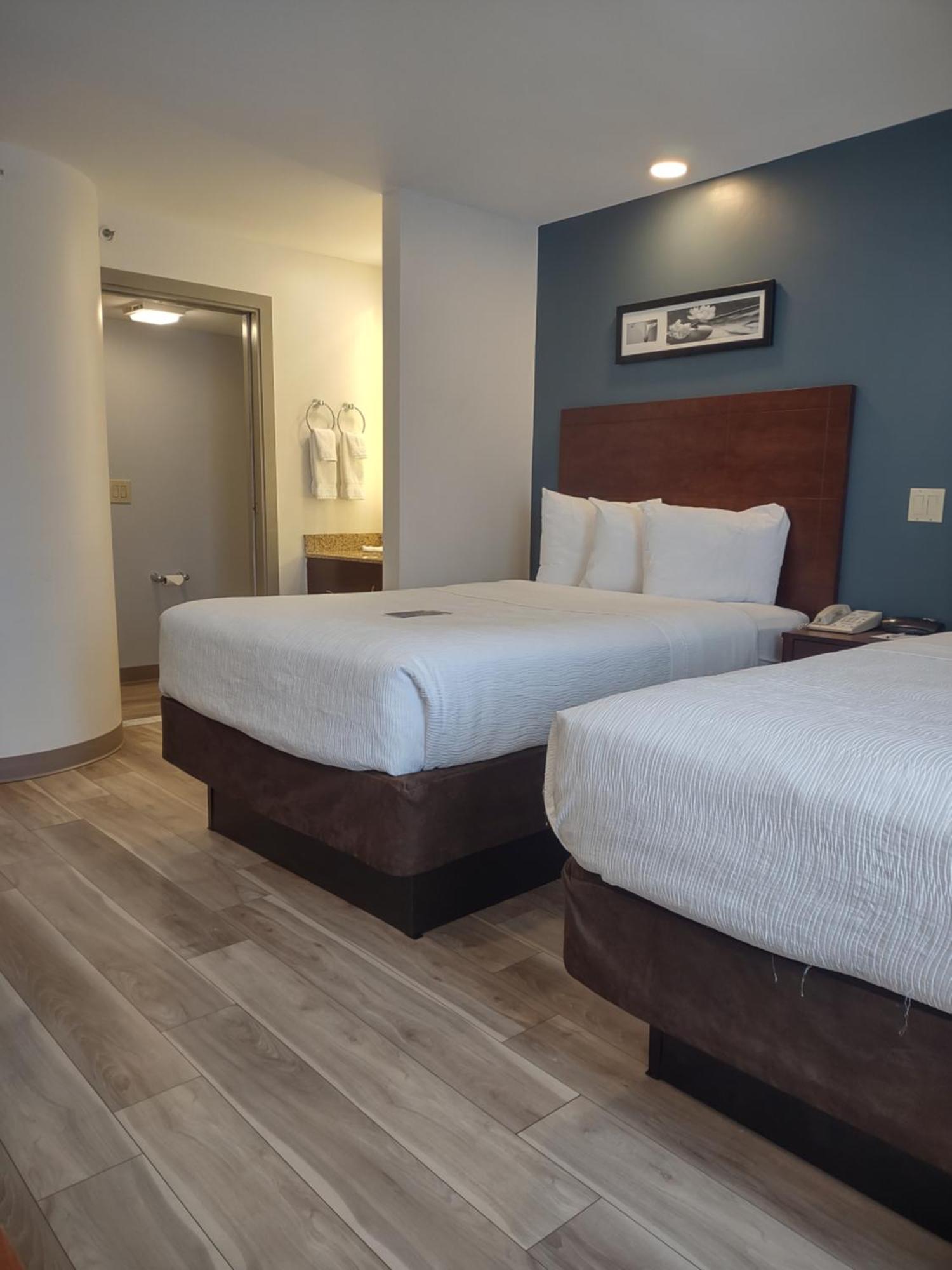 Baymont By Wyndham Flat Rock Hotel Ngoại thất bức ảnh