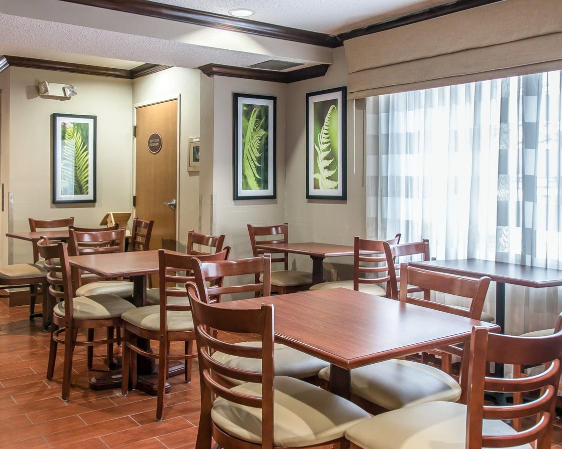 Baymont By Wyndham Flat Rock Hotel Ngoại thất bức ảnh