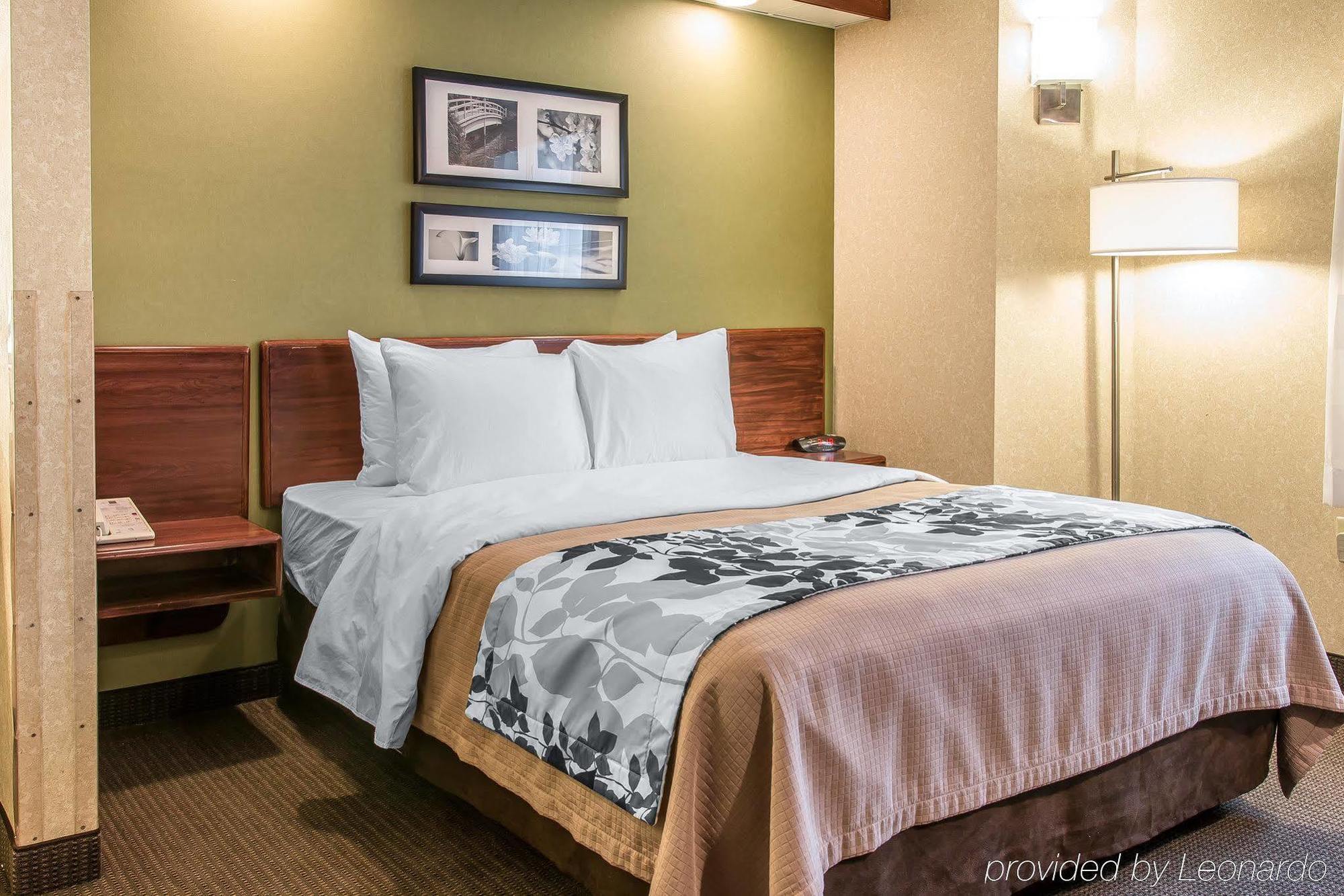 Baymont By Wyndham Flat Rock Hotel Ngoại thất bức ảnh