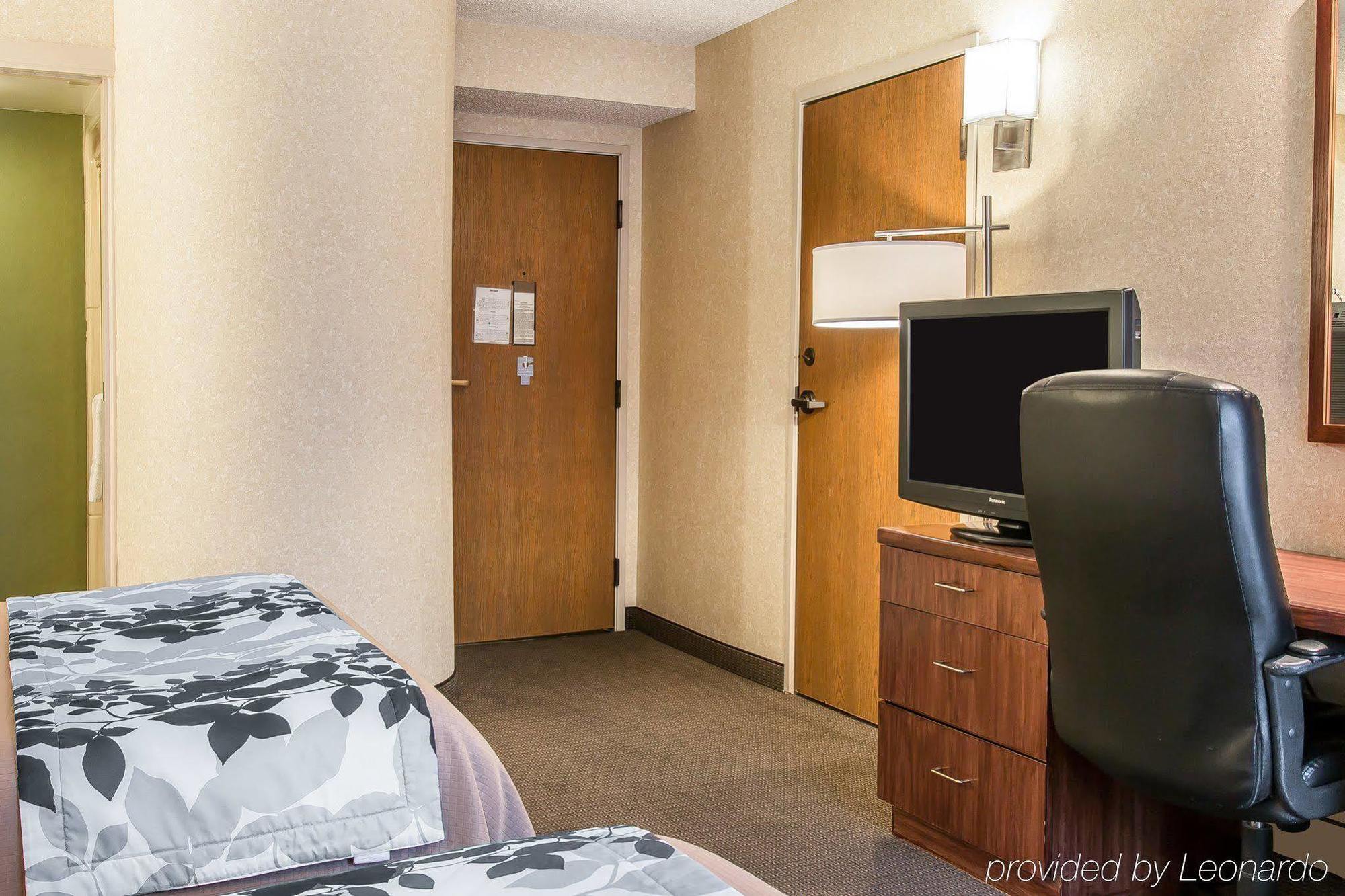 Baymont By Wyndham Flat Rock Hotel Ngoại thất bức ảnh