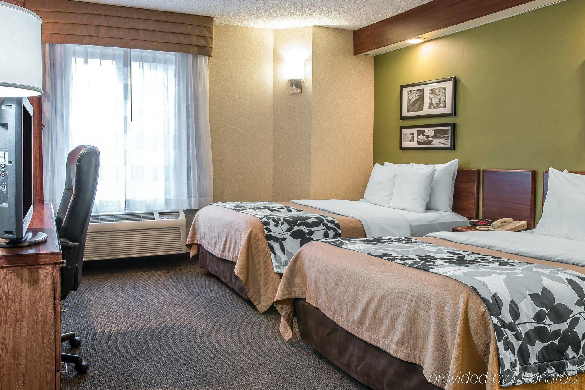 Baymont By Wyndham Flat Rock Hotel Ngoại thất bức ảnh